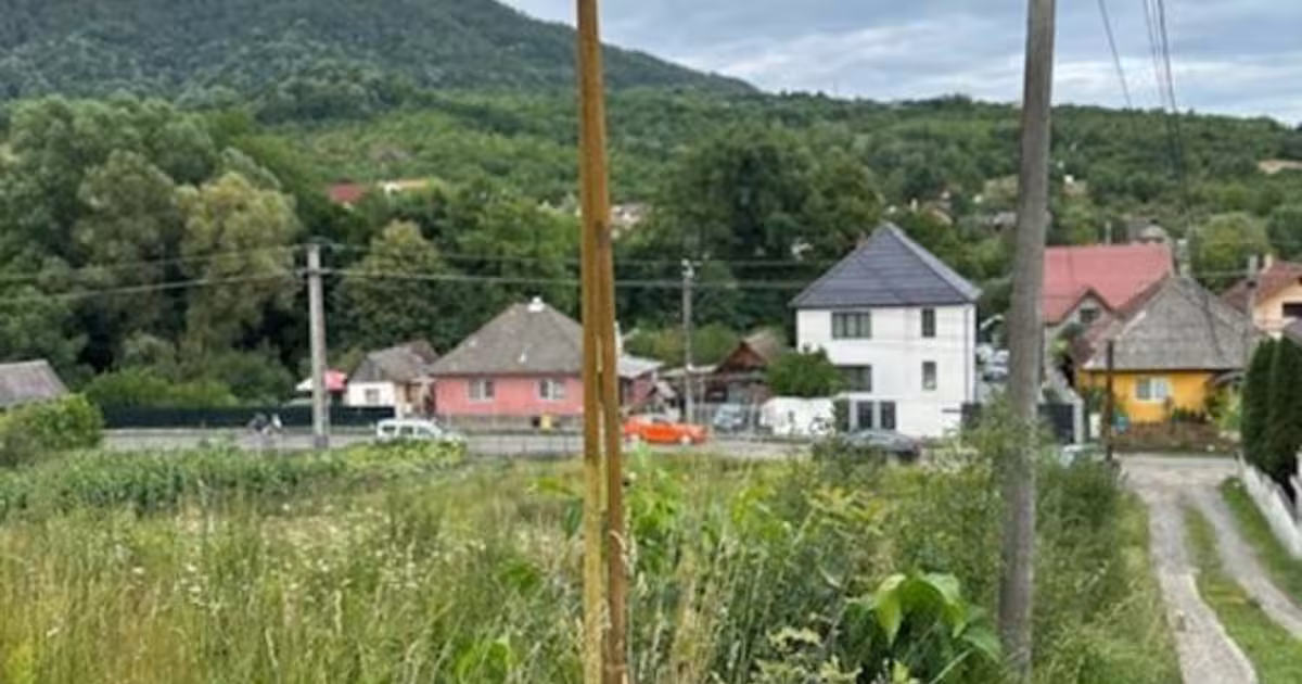 Teren Construcții intravilan de 2000 mp, în zona Valea Borcutului, Baia Mare