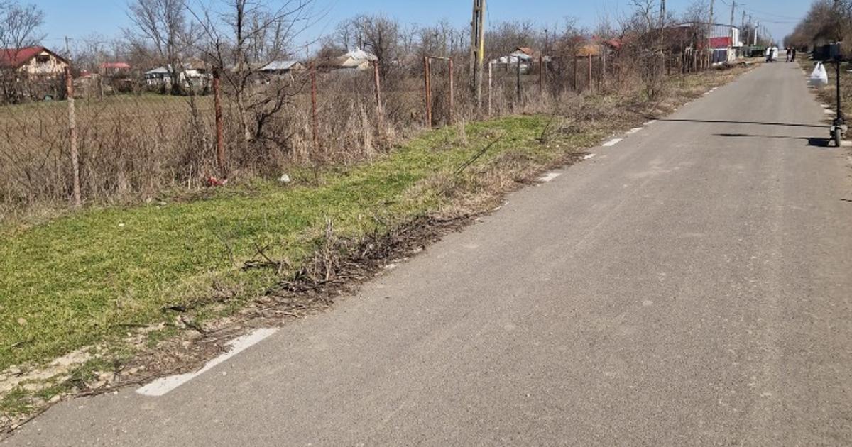 Teren Construcții intravilan de 1960 mp, în Bălteni