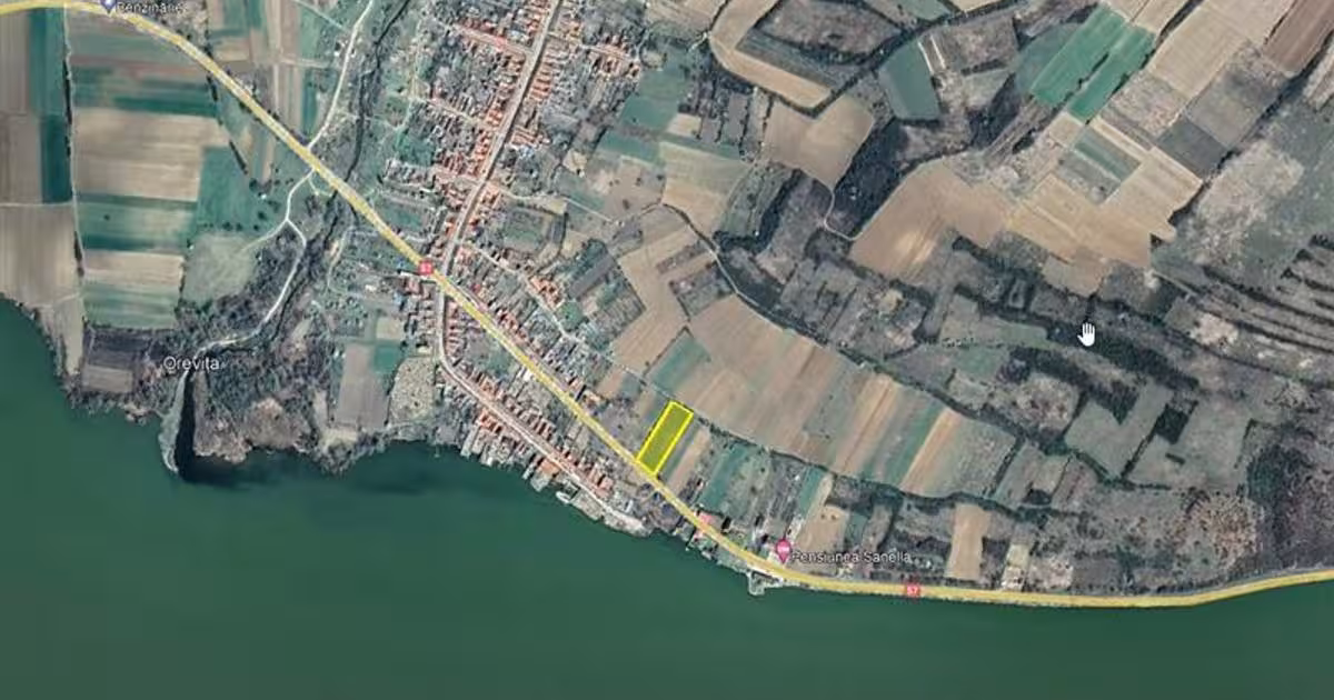 Teren Construcții intravilan de 3000 mp, în Berzasca
