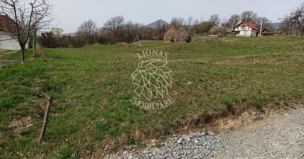 Teren Construcții intravilan de 3093 mp, în Bistrița Bârgăului