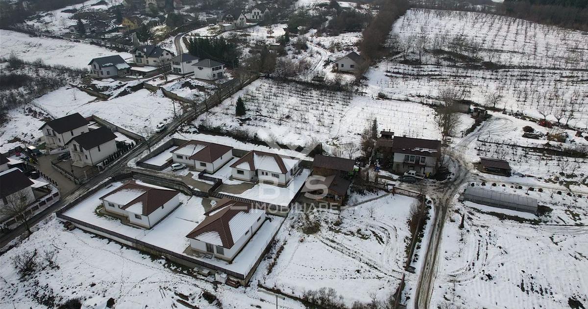 Teren Construcții intravilan de 3000 mp, în zona Nord-Vest, Bistrița