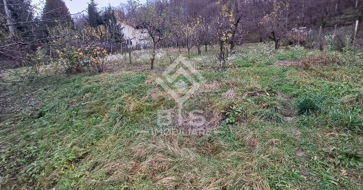 Teren Construcții intravilan de 1300 mp, în zona Periferie, Bistrița