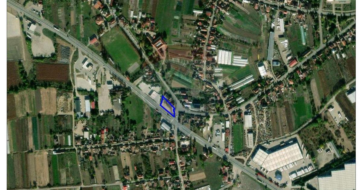 Teren Construcții intravilan de 1366 mp, în Borș