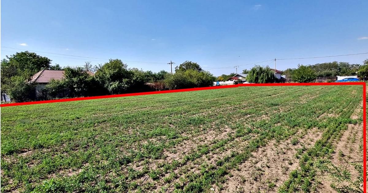 Teren Construcții intravilan de 1760 mp, în Boteni