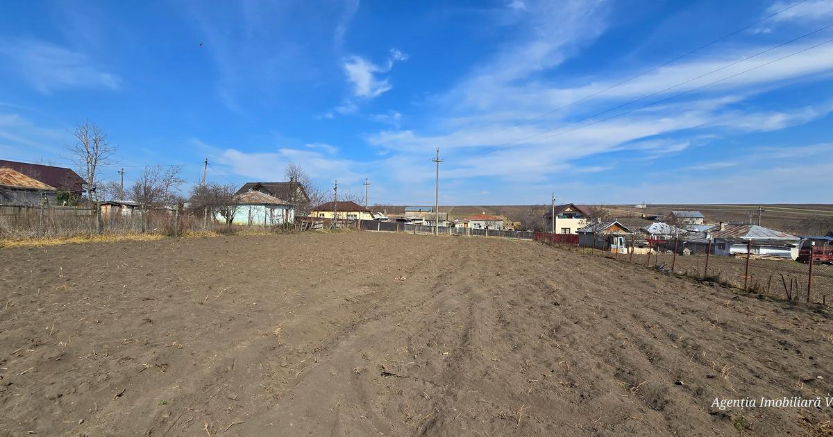 Teren Construcții intravilan de 1423 mp, în zona Central, Botoșani