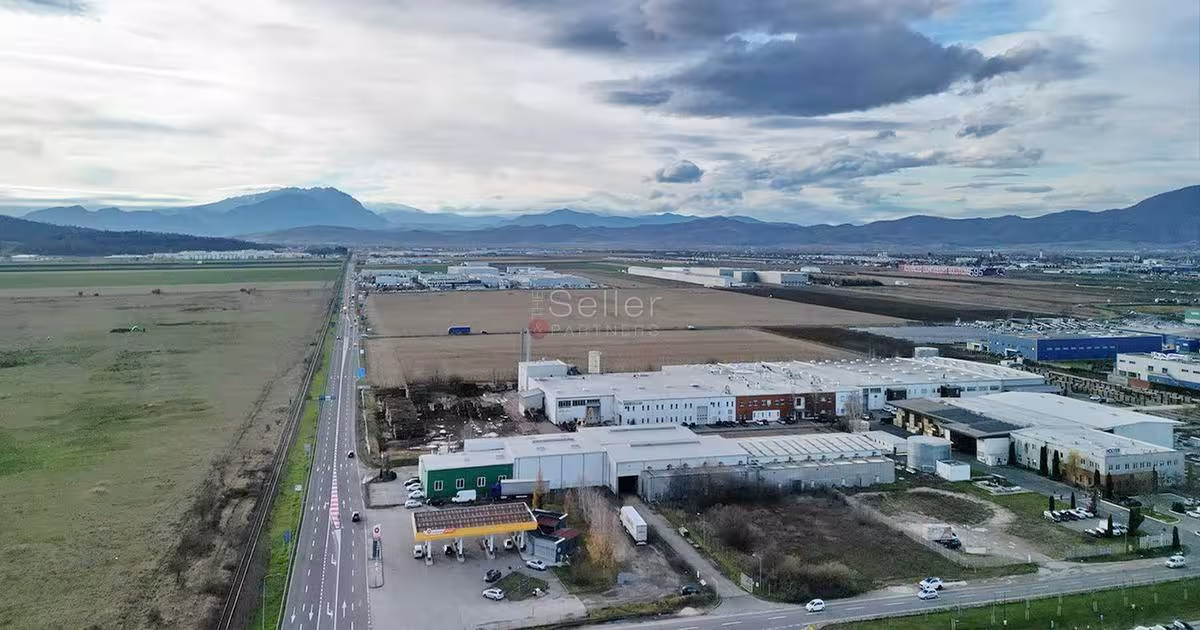 Teren Construcții intravilan de 3300 mp, în zona Bartolomeu, Brașov