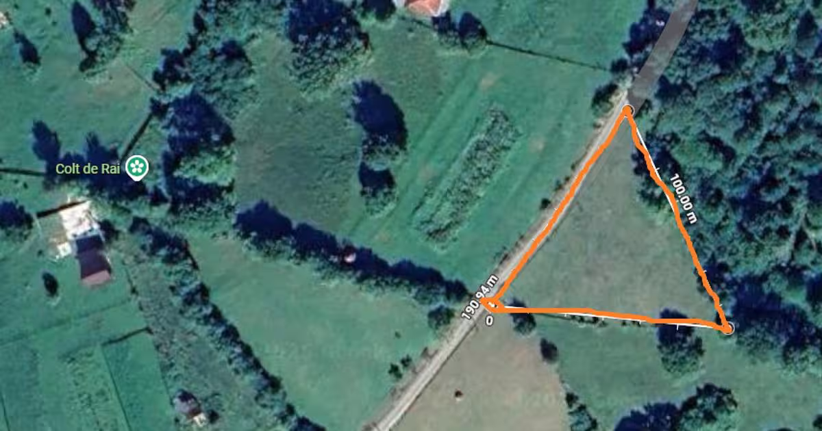 Teren Construcții intravilan de 1800 mp, în Buhalnița