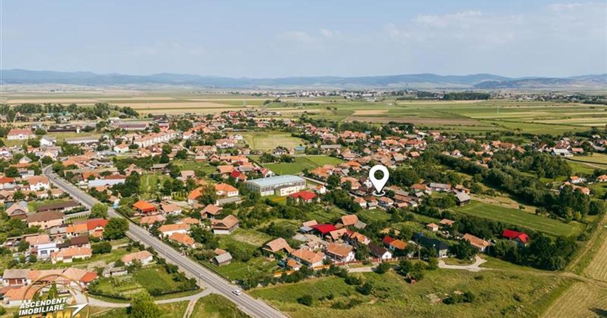 Teren Construcții intravilan de 1963 mp, în Catalina