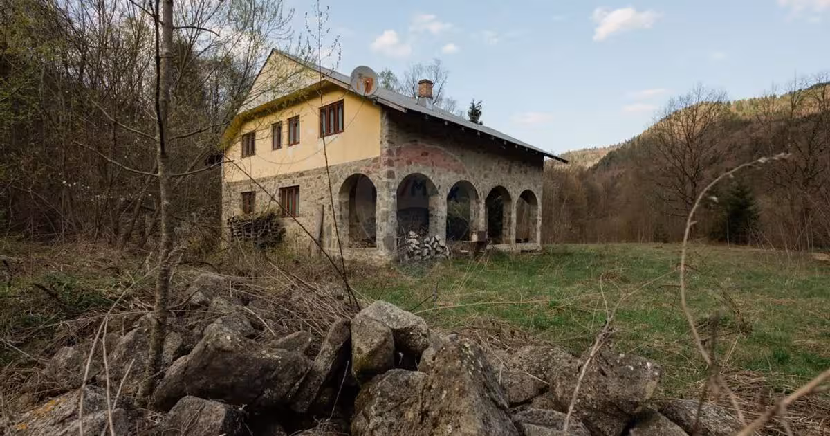 Teren Construcții intravilan de 30283 mp, în Cazaci
