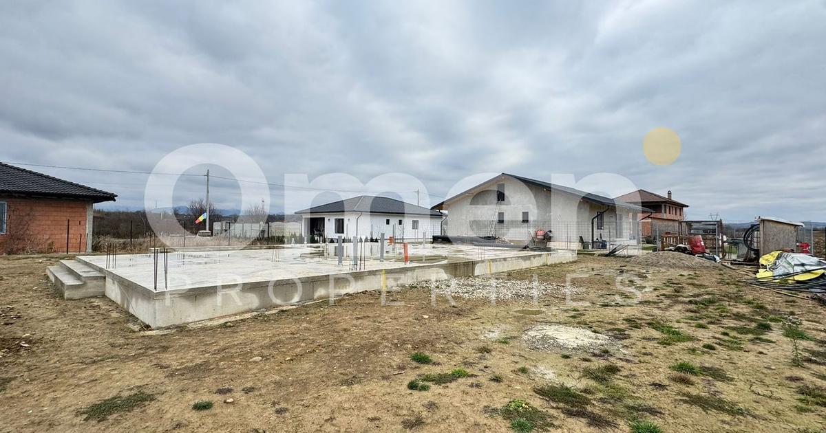 Teren Construcții intravilan de 1000 mp, în Coltău