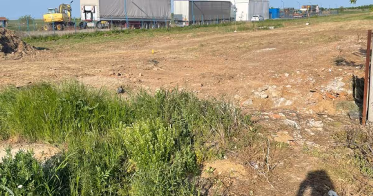 Teren Construcții intravilan de 8700 mp, în Coșoveni