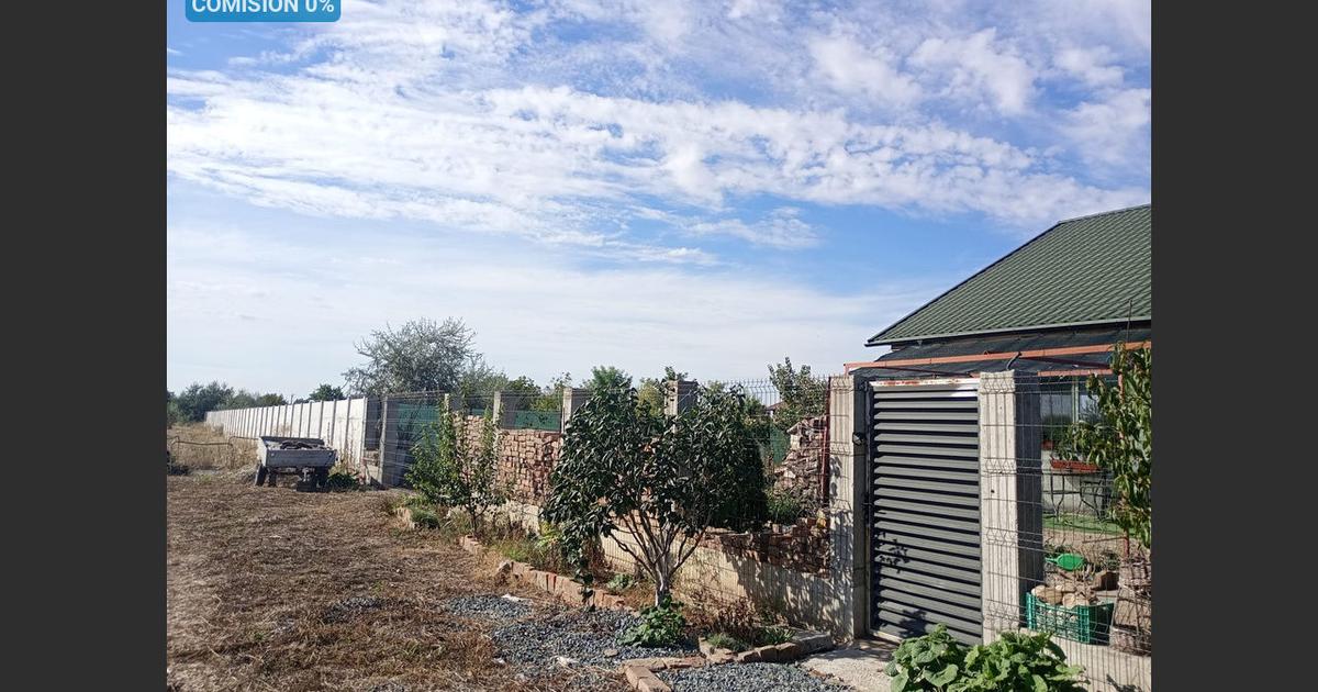 Teren Construcții intravilan de 1000 mp, în Costi