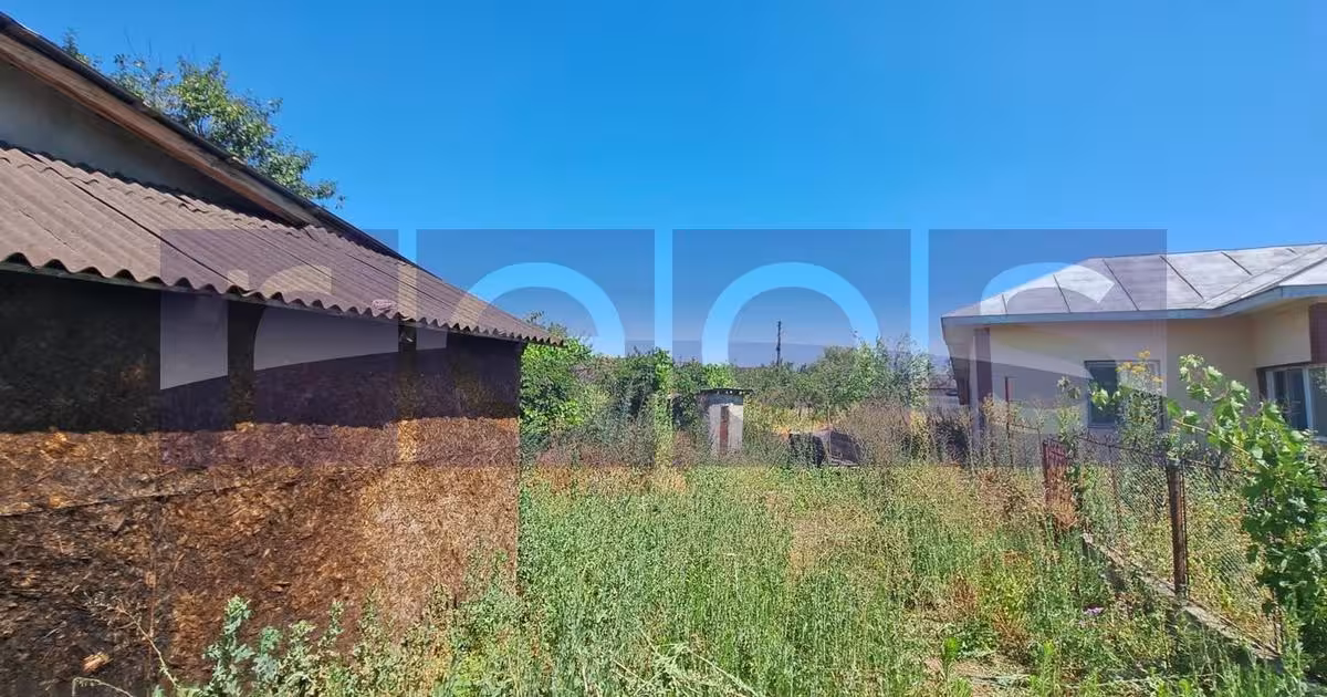 Teren Construcții intravilan de 1000 mp, în Cucueți