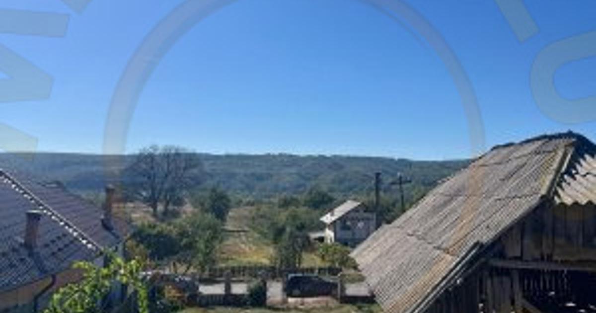 Teren Construcții intravilan de 1128 mp, în Dârmănești