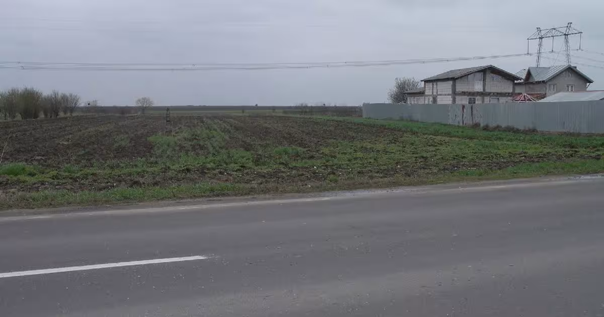 Teren Construcții intravilan de 500 mp, în Frumușani