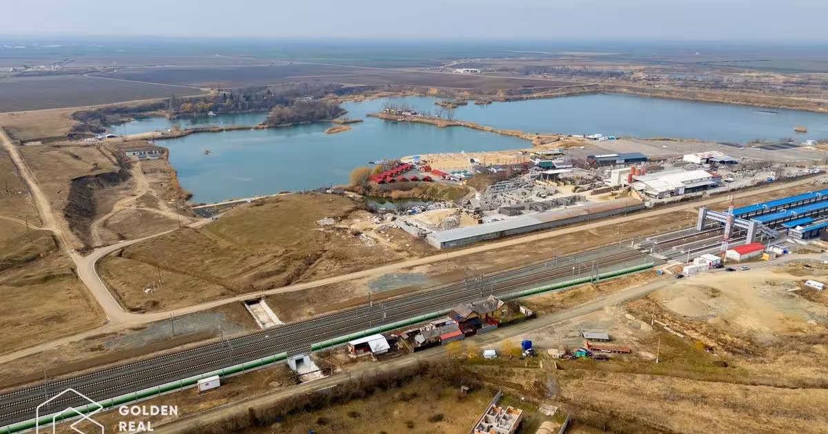 Teren Construcții intravilan de 1000 mp, în Ghioroc
