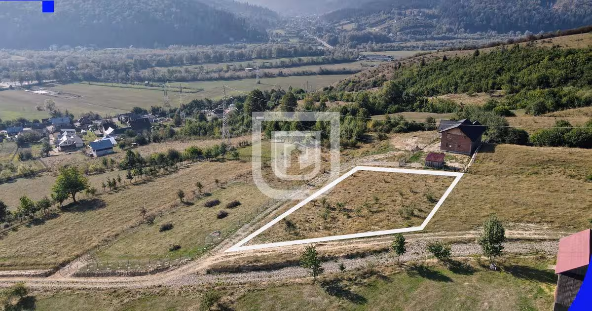Teren Construcții extravilan de 1587 mp, în zona Central, Gura Humorului