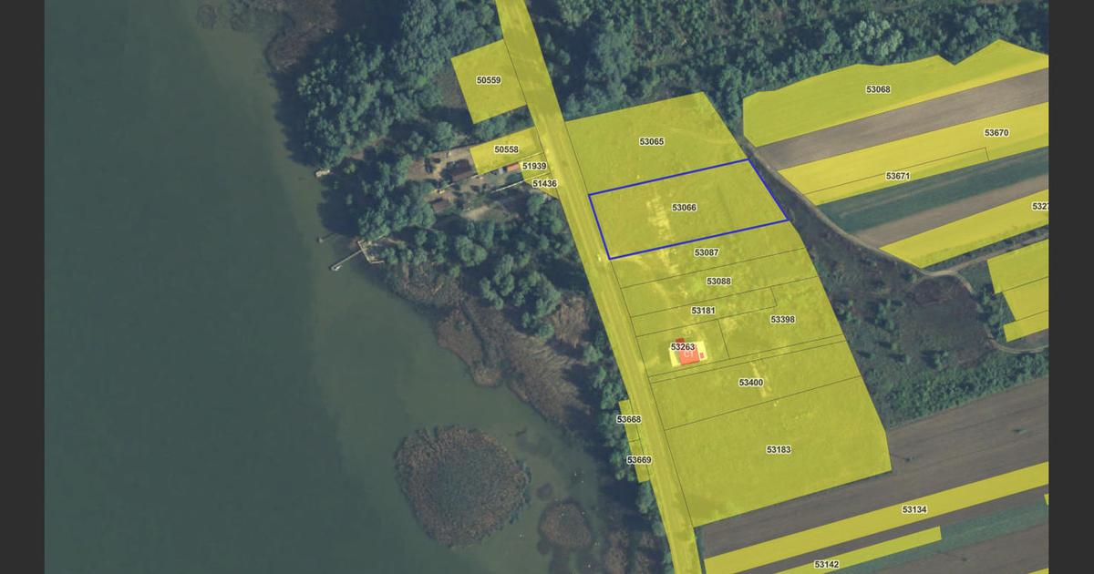 Teren Construcții intravilan de 6000 mp, în Hinova