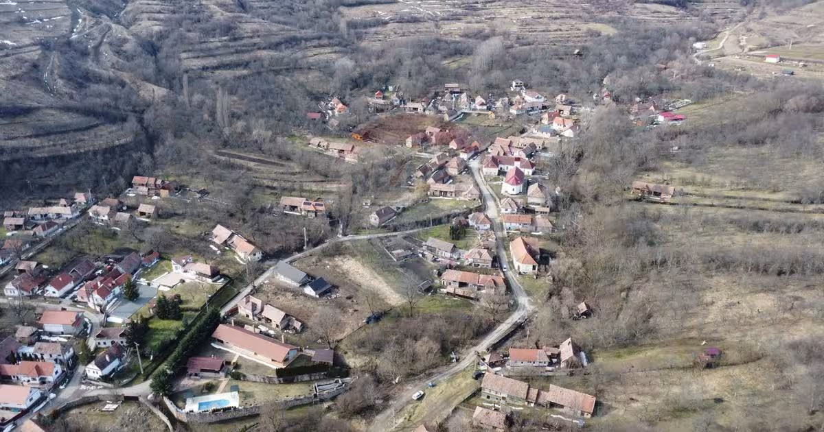 Teren Construcții intravilan de 1271 mp, în Izvoarele (Livezile)