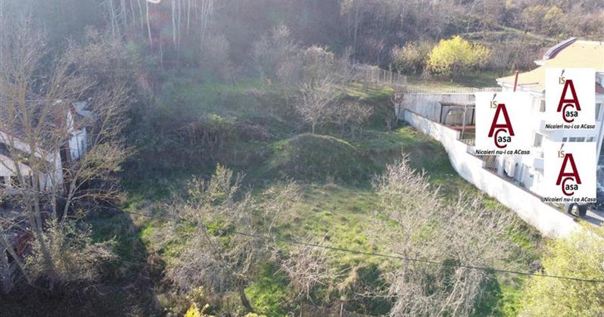 Teren Construcții intravilan de 4542 mp, în Leamna de Jos