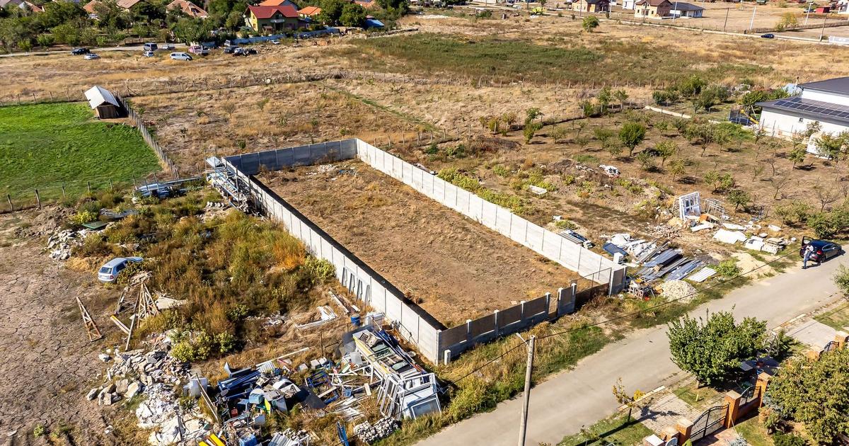 Teren Construcții intravilan de 733 mp, în Livada