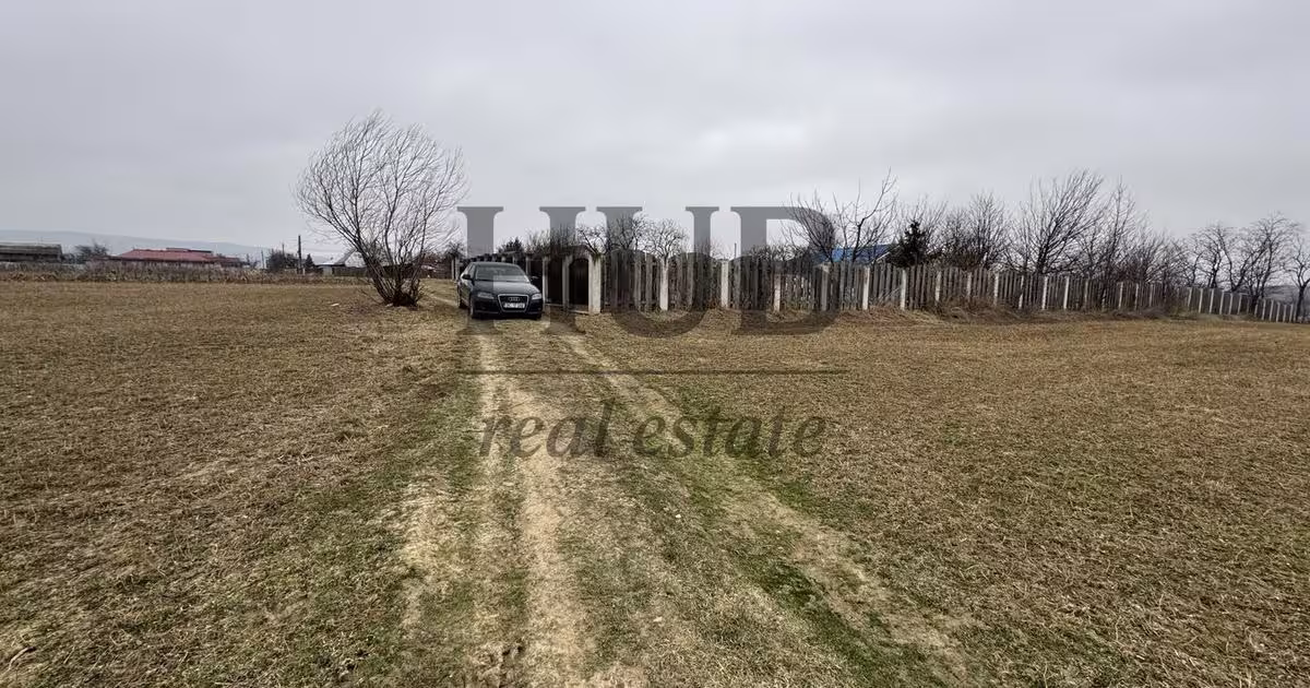 Teren Construcții extravilan de 850 mp, în Măgura