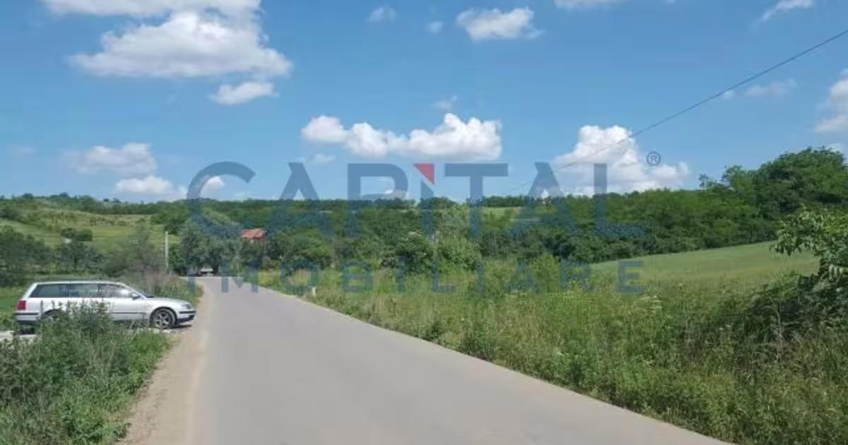 Teren Construcții intravilan de 3500 mp, în Panic