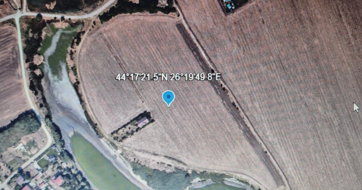 Teren Construcții intravilan de 1200 mp, în Pasărea