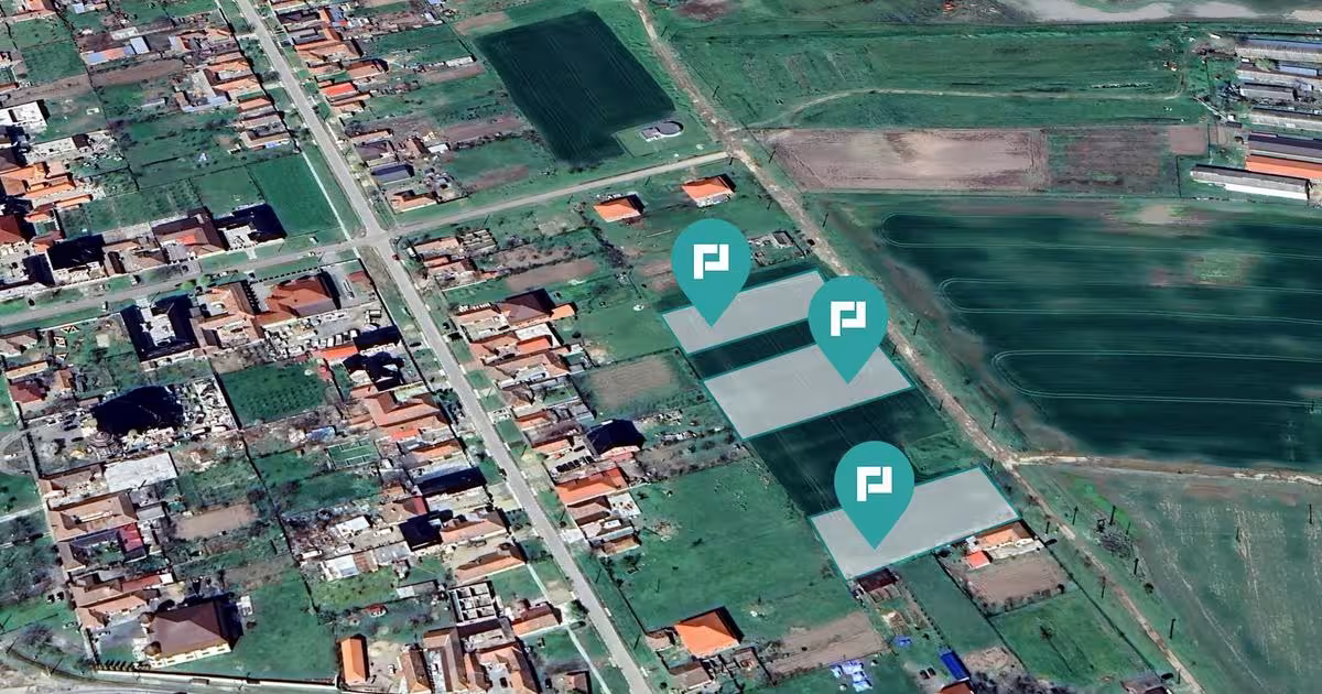 Teren Construcții intravilan de 1429 mp, în Păuliș