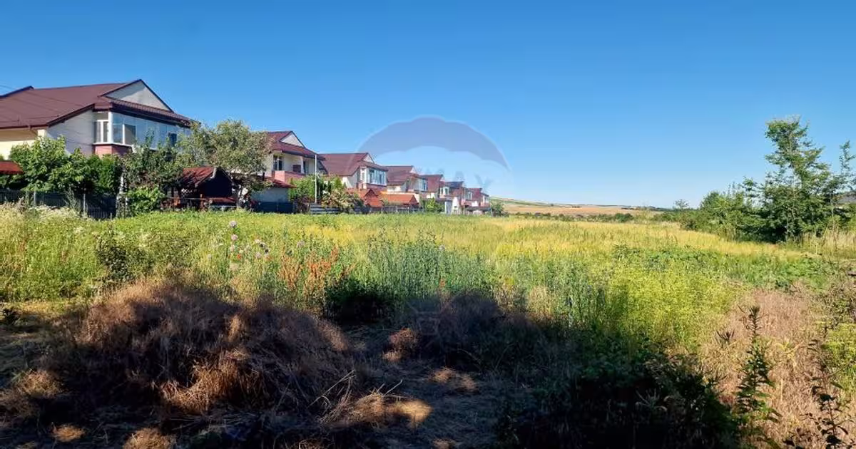 Teren Construcții intravilan de 3538 mp, în zona 1 Mai, Piatra-Neamț