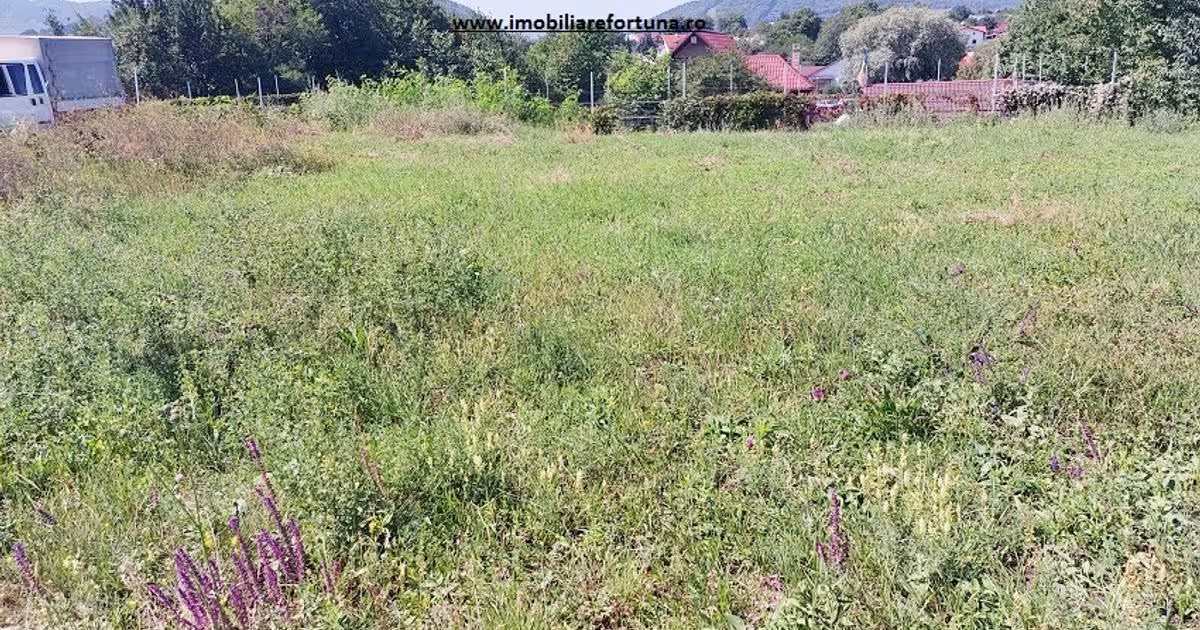 Teren Construcții intravilan de 1056 mp, în zona Est, Piatra-Neamț
