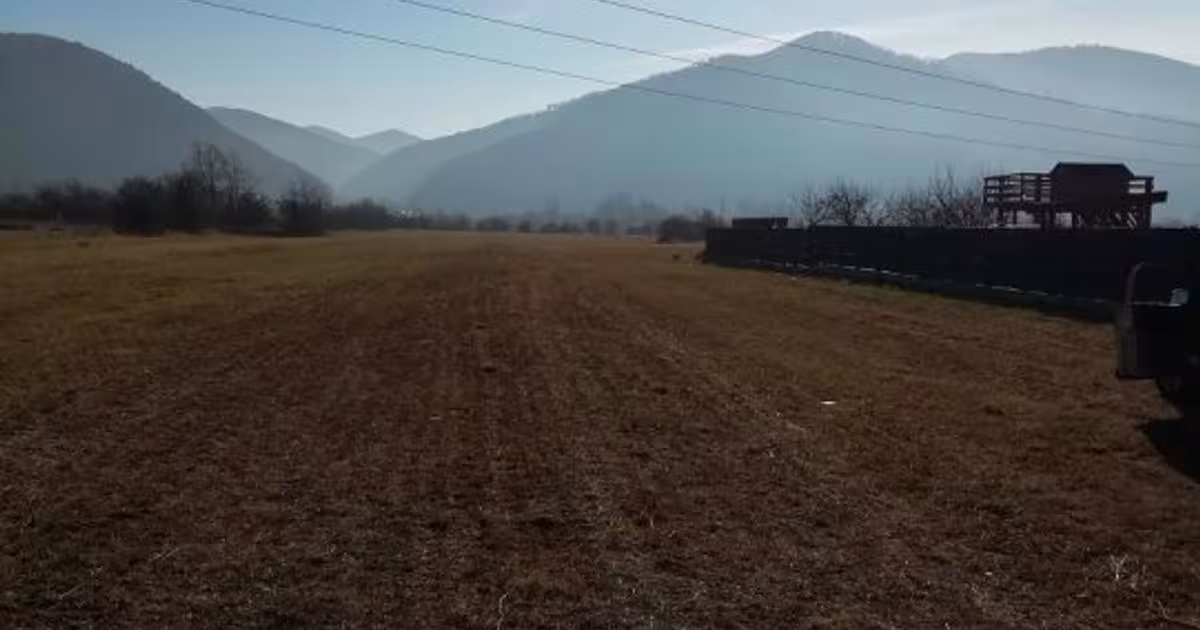 Teren Construcții intravilan de 2646 mp, în zona Vest, Piatra-Neamț