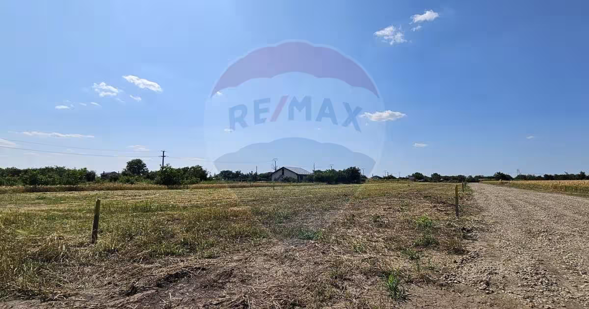 Teren Construcții intravilan de 490 mp, în Postăvari