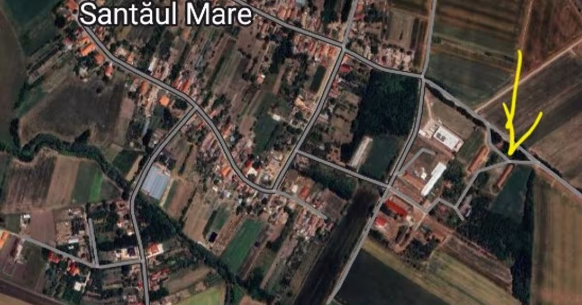 Teren Construcții intravilan de 10000 mp, în Santăul Mare