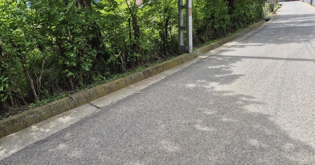 Teren Construcții intravilan de 1412 mp, în Sântimbru