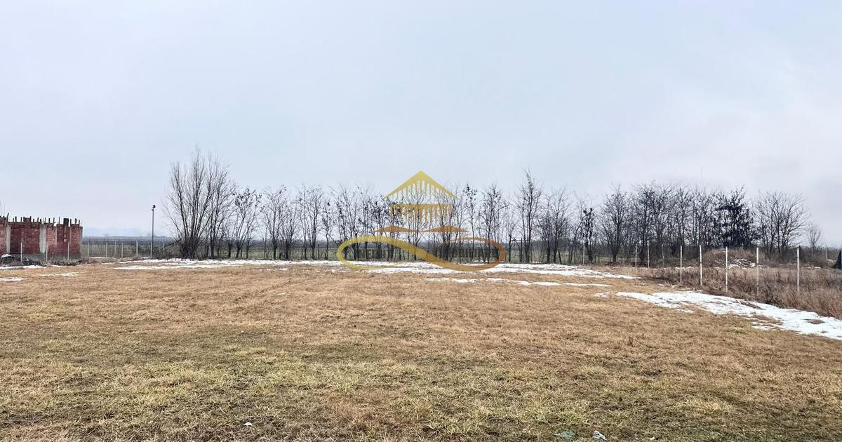 Teren Construcții intravilan de 900 mp, în Săucești