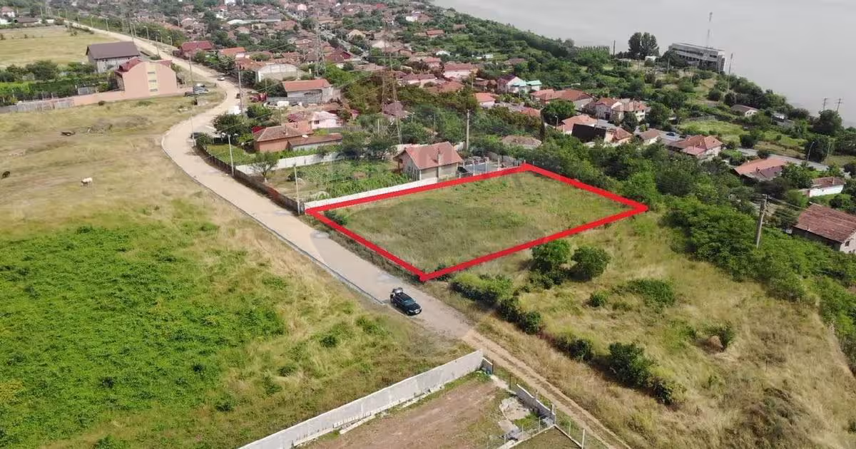 Teren Construcții intravilan de 1766 mp, în Schela Cladovei