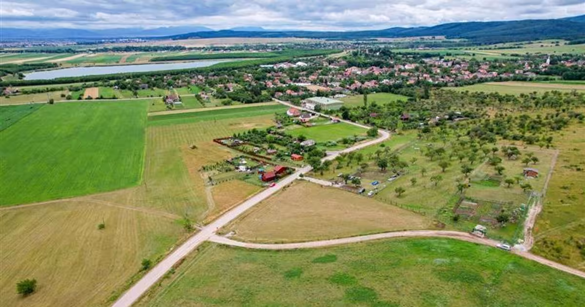Teren Construcții extravilan de 3800 mp, în zona Exterior Est, Sfântu Gheorghe