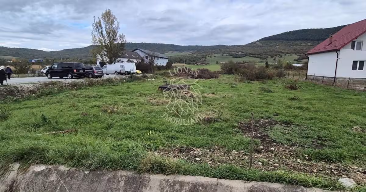 Teren Construcții intravilan de 5800 mp, în Șieu-Măgheruș
