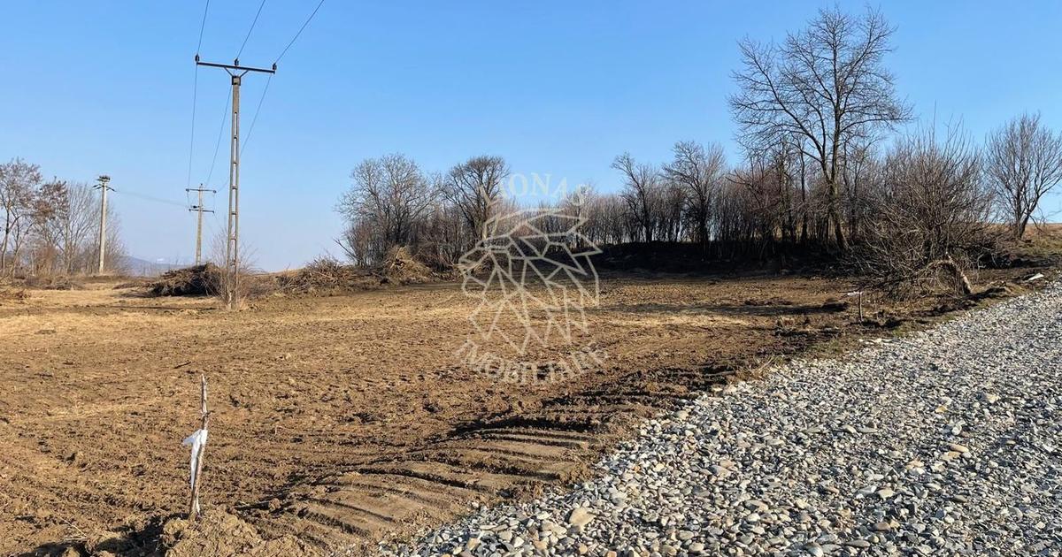 Teren Construcții extravilan de 1000 mp, în Sigmir