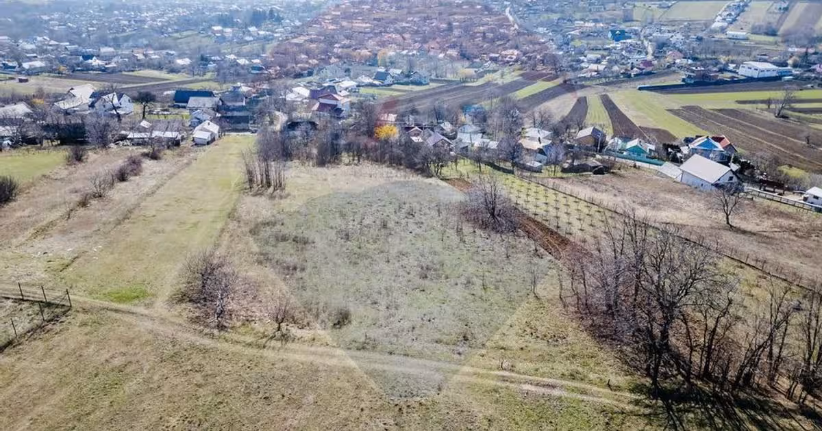 Teren Construcții intravilan de 3800 mp, în zona Burdujeni, Suceava