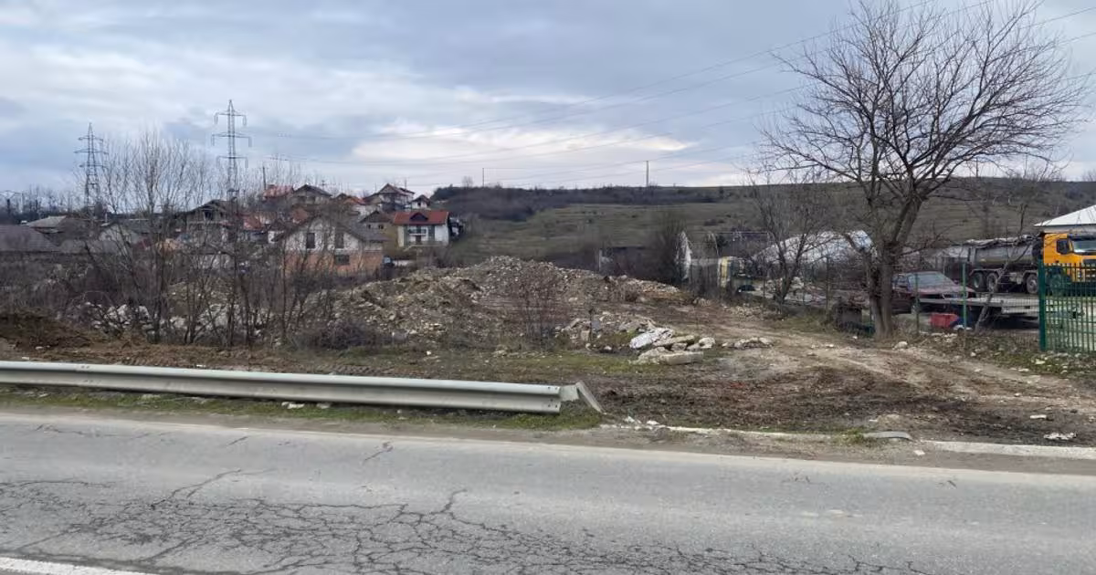 Teren Construcții intravilan de 4000 mp, în zona Central, Târgu Jiu