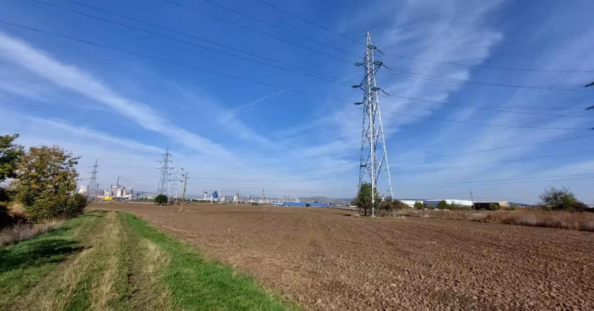 Teren Construcții intravilan de 11500 mp, în zona Sud, Târgu Mureș