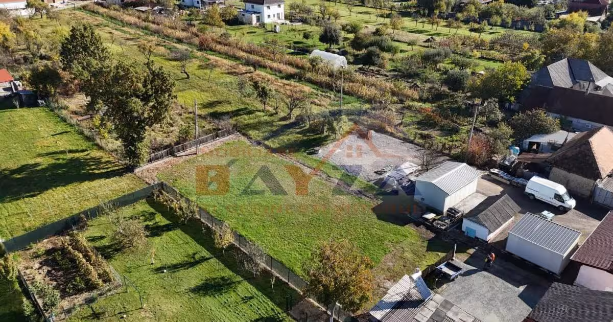 Teren Construcții intravilan de 800 mp, în Tăuții-Măgherăuș