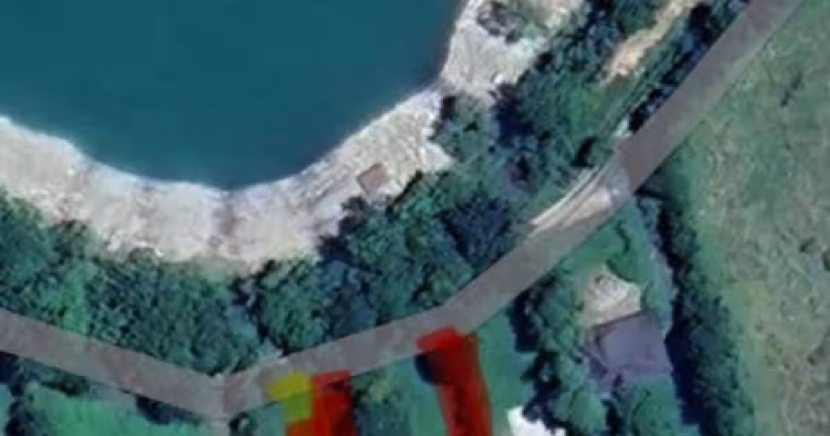 Teren Construcții intravilan de 841 mp, în Teșila