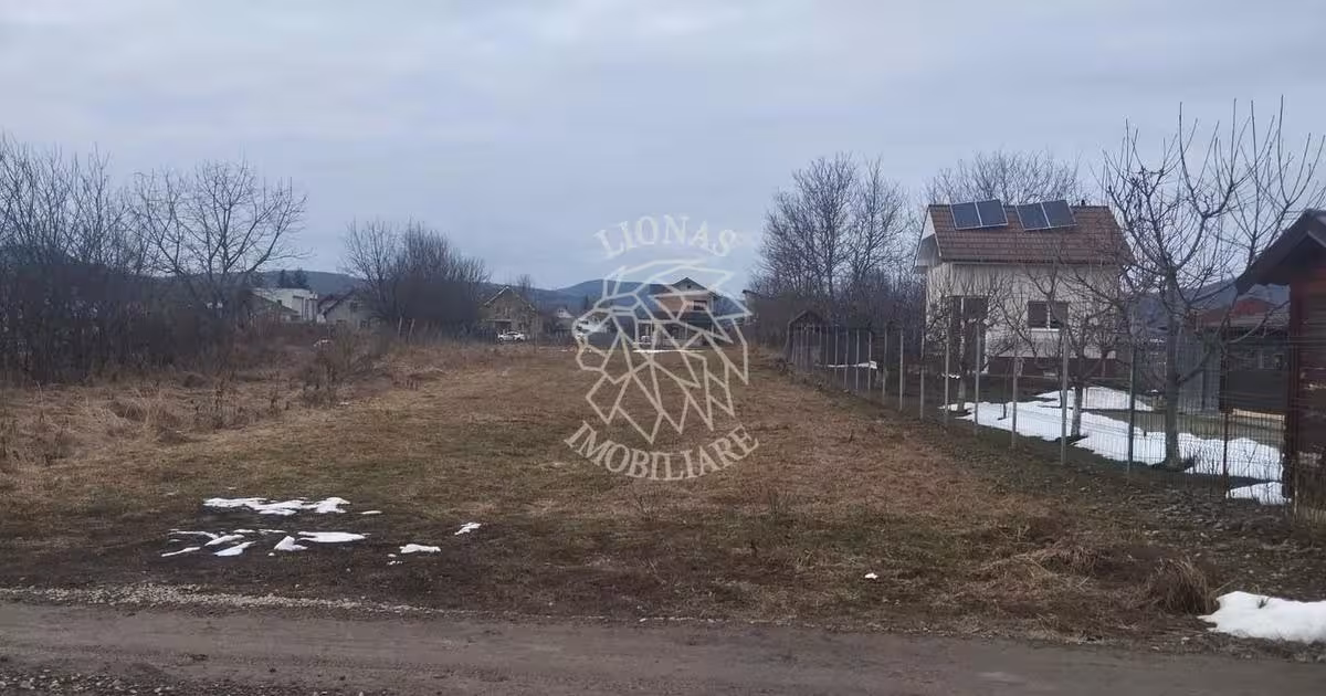 Teren Construcții intravilan de 1750 mp, în Unirea