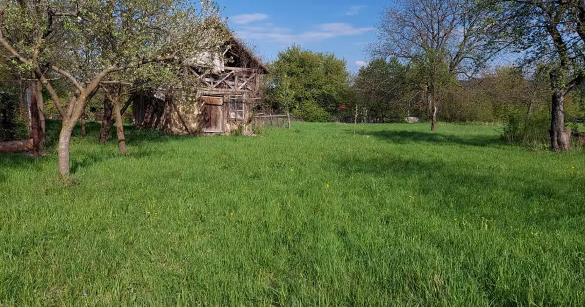 Teren Construcții intravilan de 1240 mp, în Vaduri
