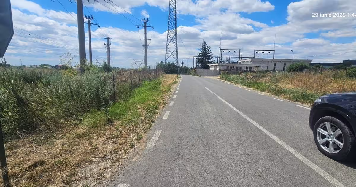Teren Construcții intravilan de 590 mp, în Vânători