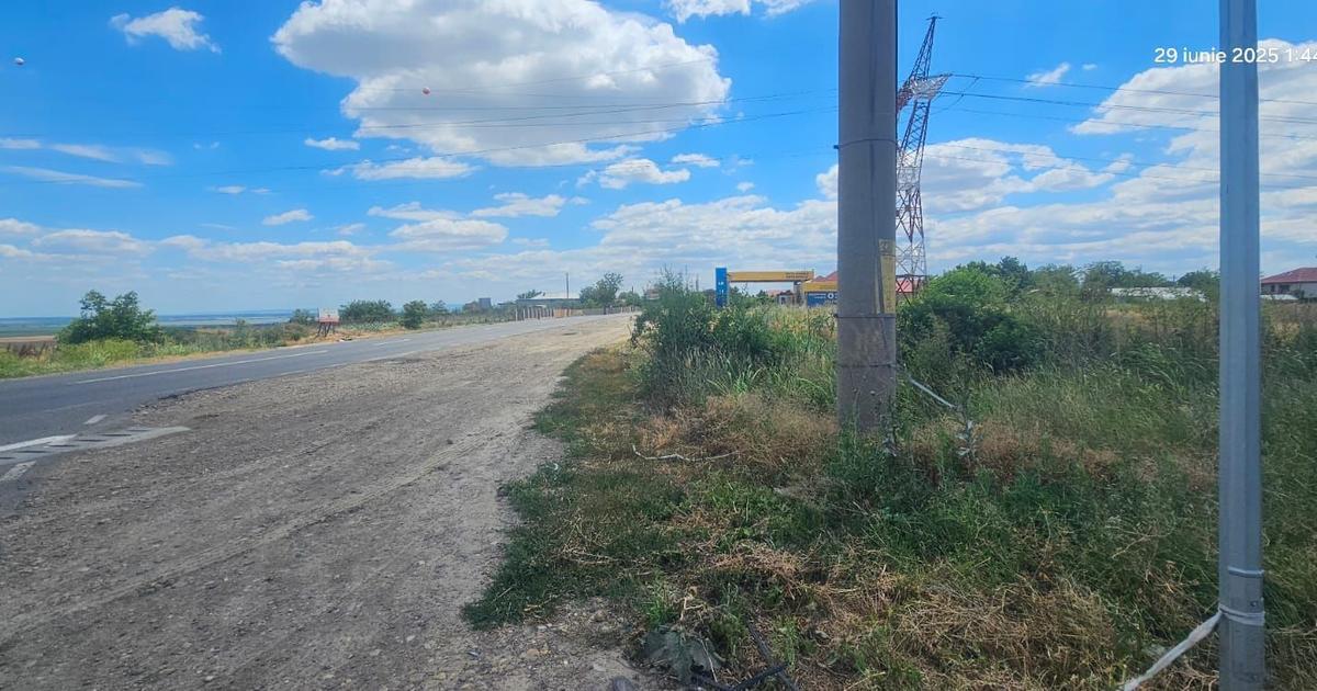 Teren Construcții intravilan de 590 mp, în Vânători