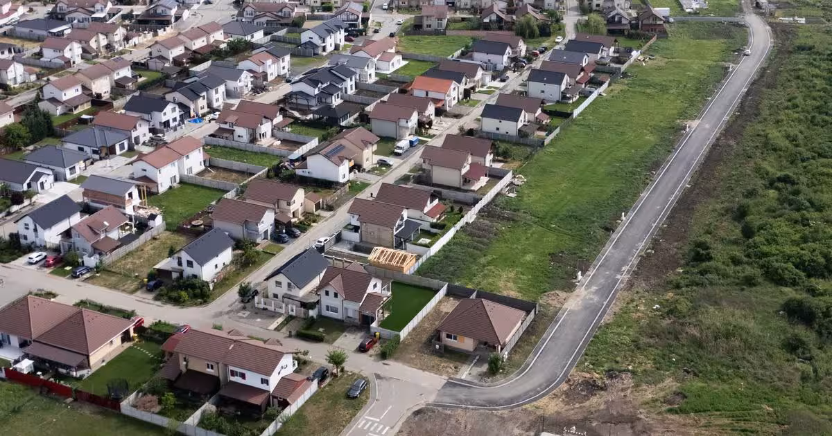 Teren Construcții intravilan de 434 mp, în Vladimirescu